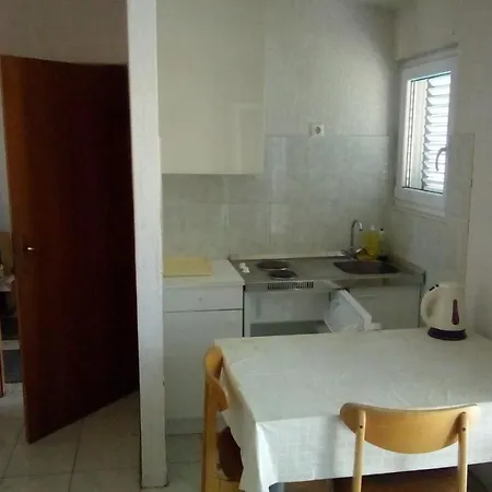 Kiki Apartamento Srima